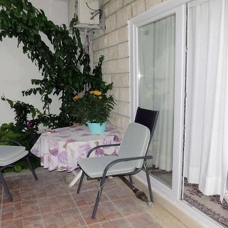 Rooms N&M Baška Voda Exterior foto
