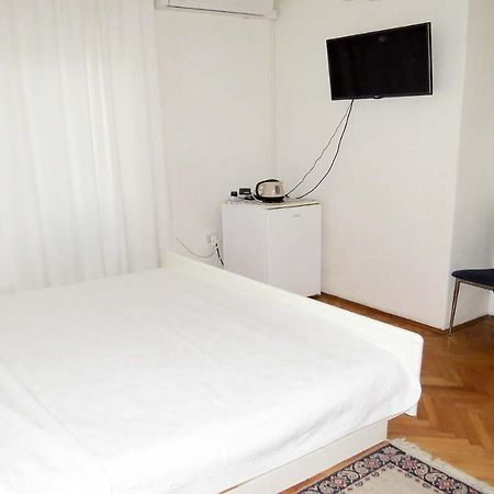 Rooms N&M Baška Voda Exterior foto