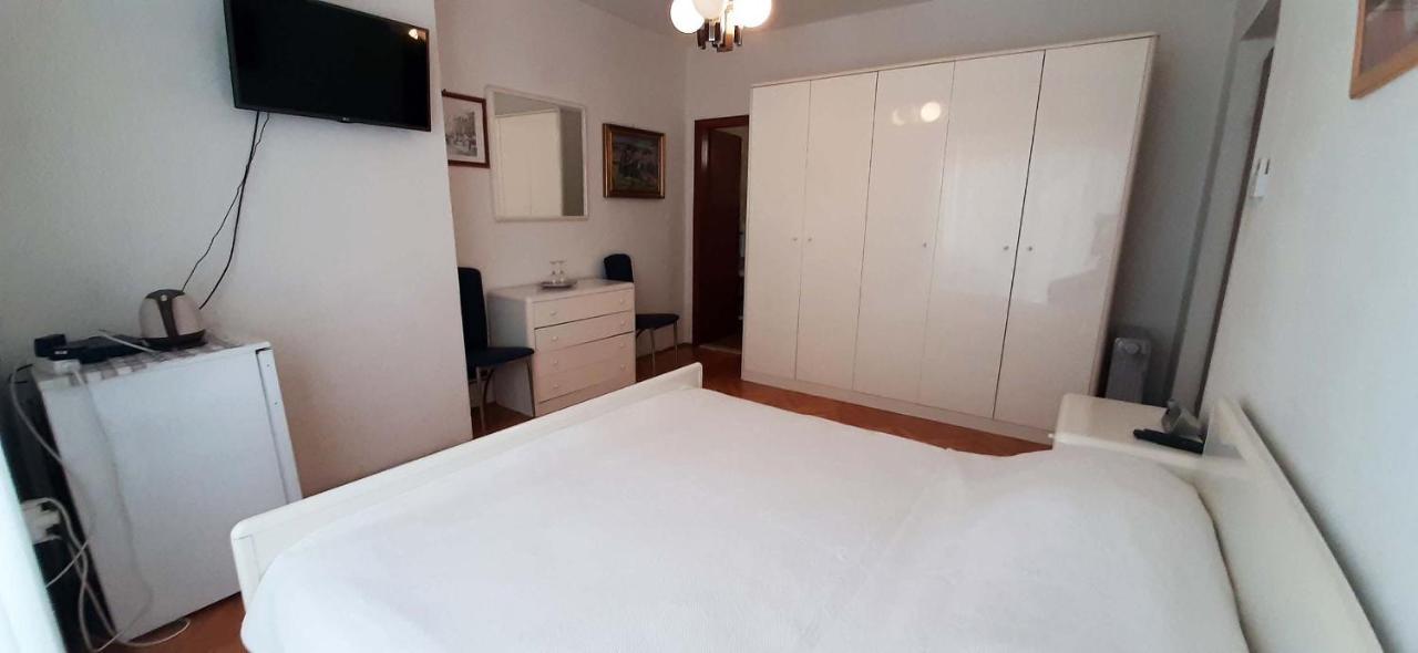 Rooms N&M Baška Voda Exterior foto