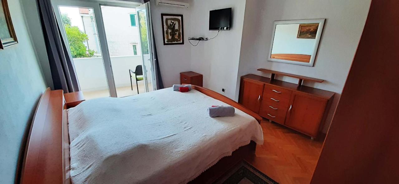 Rooms N&M Baška Voda Exterior foto
