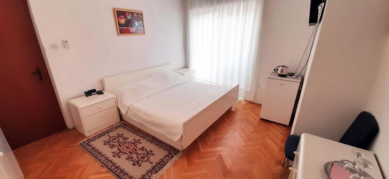 Rooms N&M Baška Voda Exterior foto